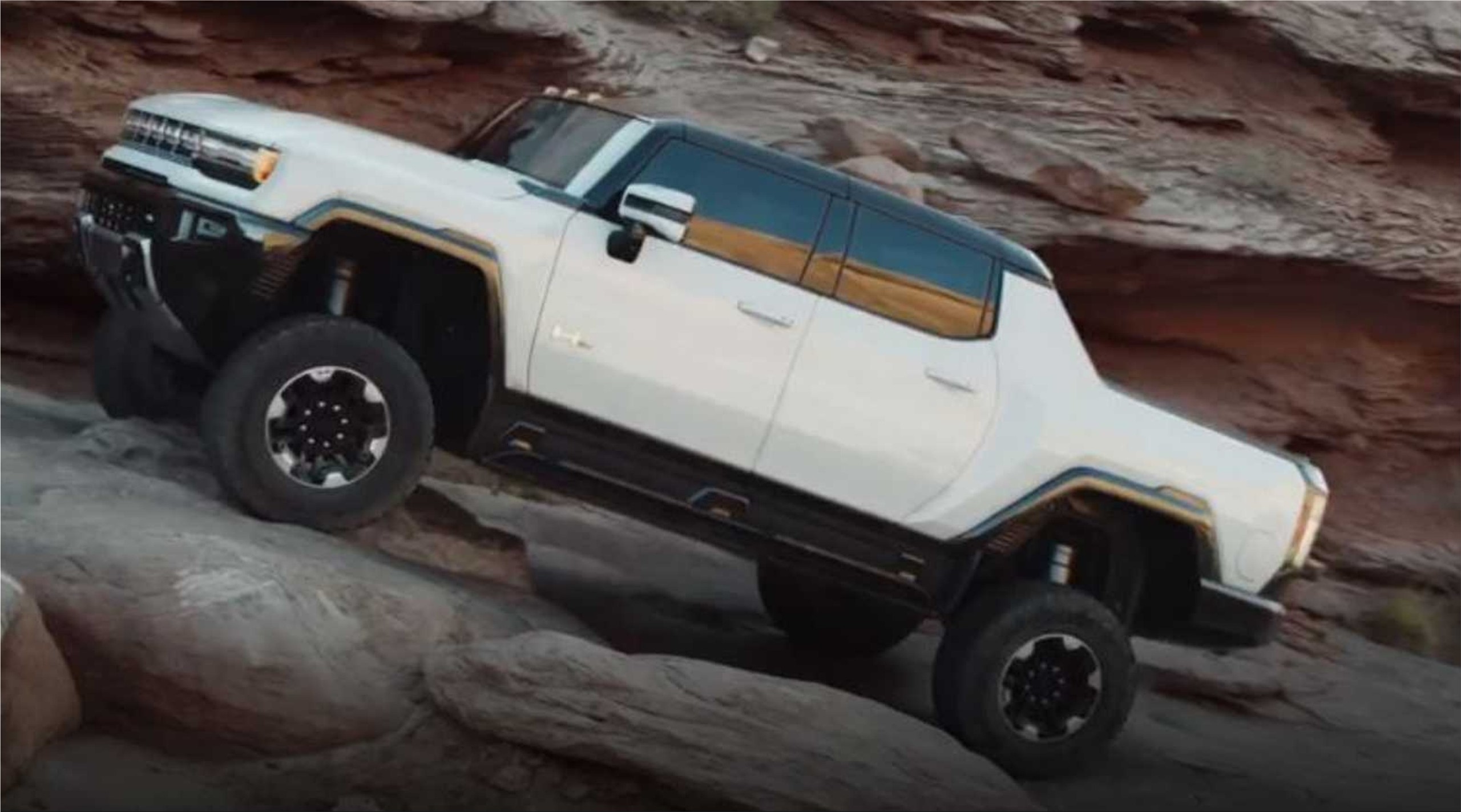 The new GMC Hummer EV electric pickup with 1000 hp